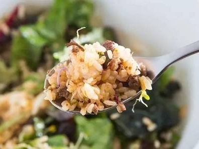 肉末蔬菜拌饭的制作方法