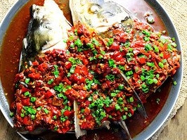 家庭版剁椒鱼头的制作方法
