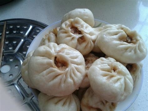 荸荠香菇三鲜肉包的制作方法