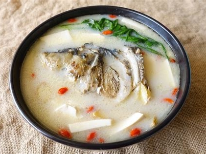 鱼头豆腐汤的制作方法