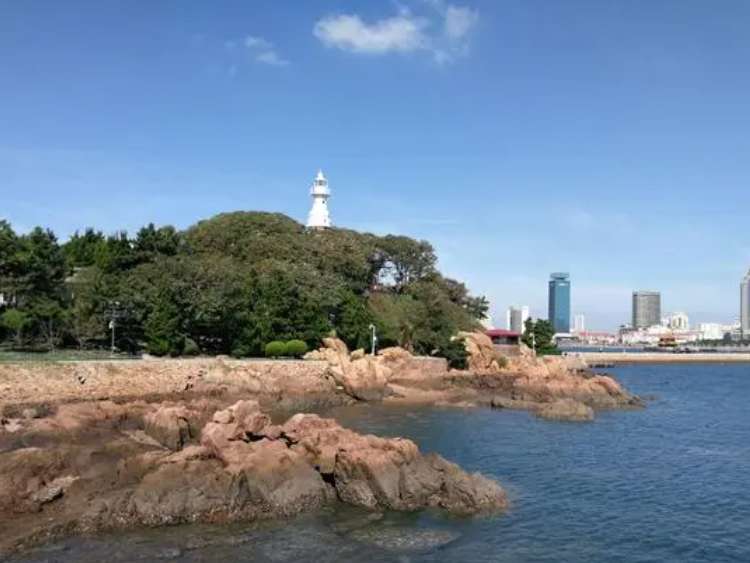 关于小青岛的介绍