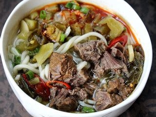 酸菜牛肉面的制作方法