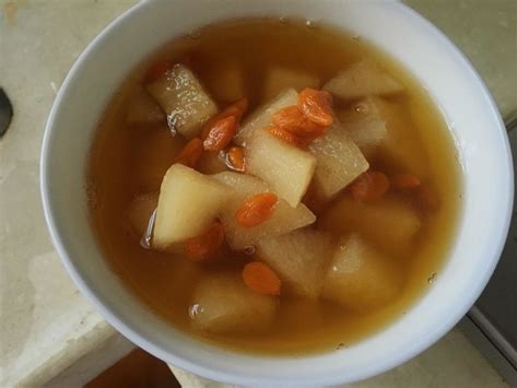 生姜蜜梨汤的制作方法