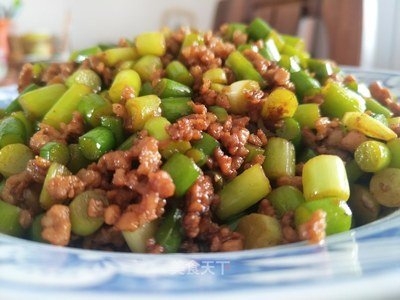 酸蒜苔炒肉末的制作方法