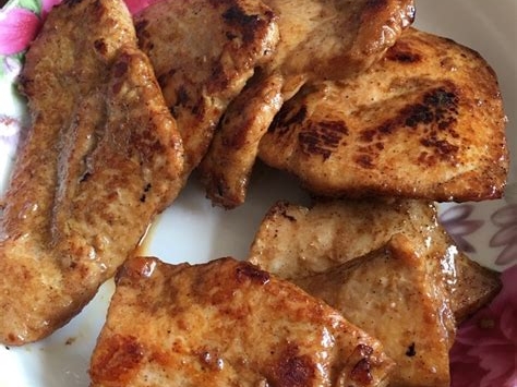 煎鸡胸片配薰衣草花饮的制作方法