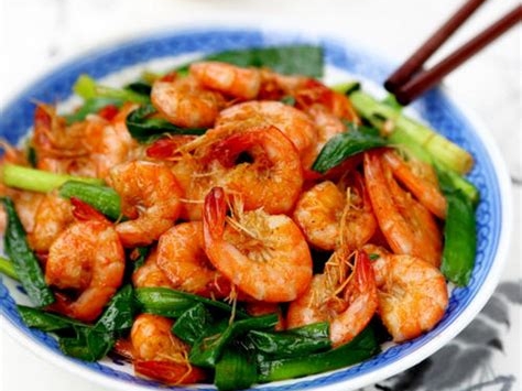 韭菜虾毛炒双冬的制作方法