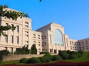大连大学是怎么样的一所学校