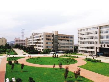 辽宁轻工职业学院是怎么样的一所学校