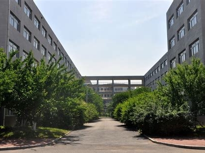 鞍山职业技术学院是怎么样的一所学校