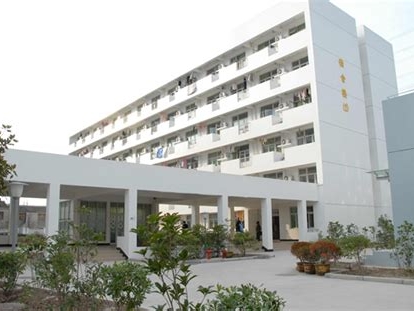 上海民远职业技术学院是怎么样的一所学校