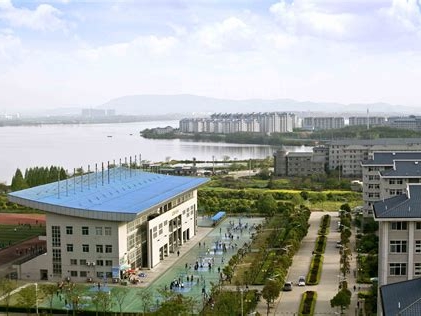 武汉工商学院是怎么样的一所学校