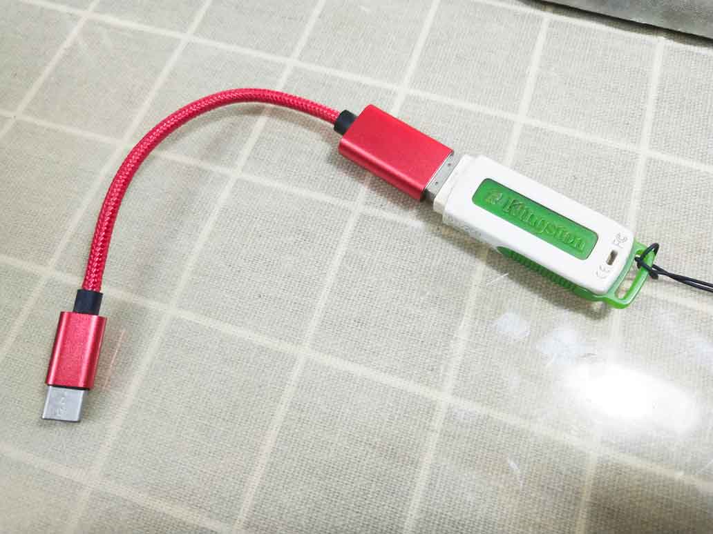 u盘怎样在手机上打开