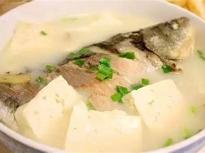 豆腐烧鲈鱼的制作方法